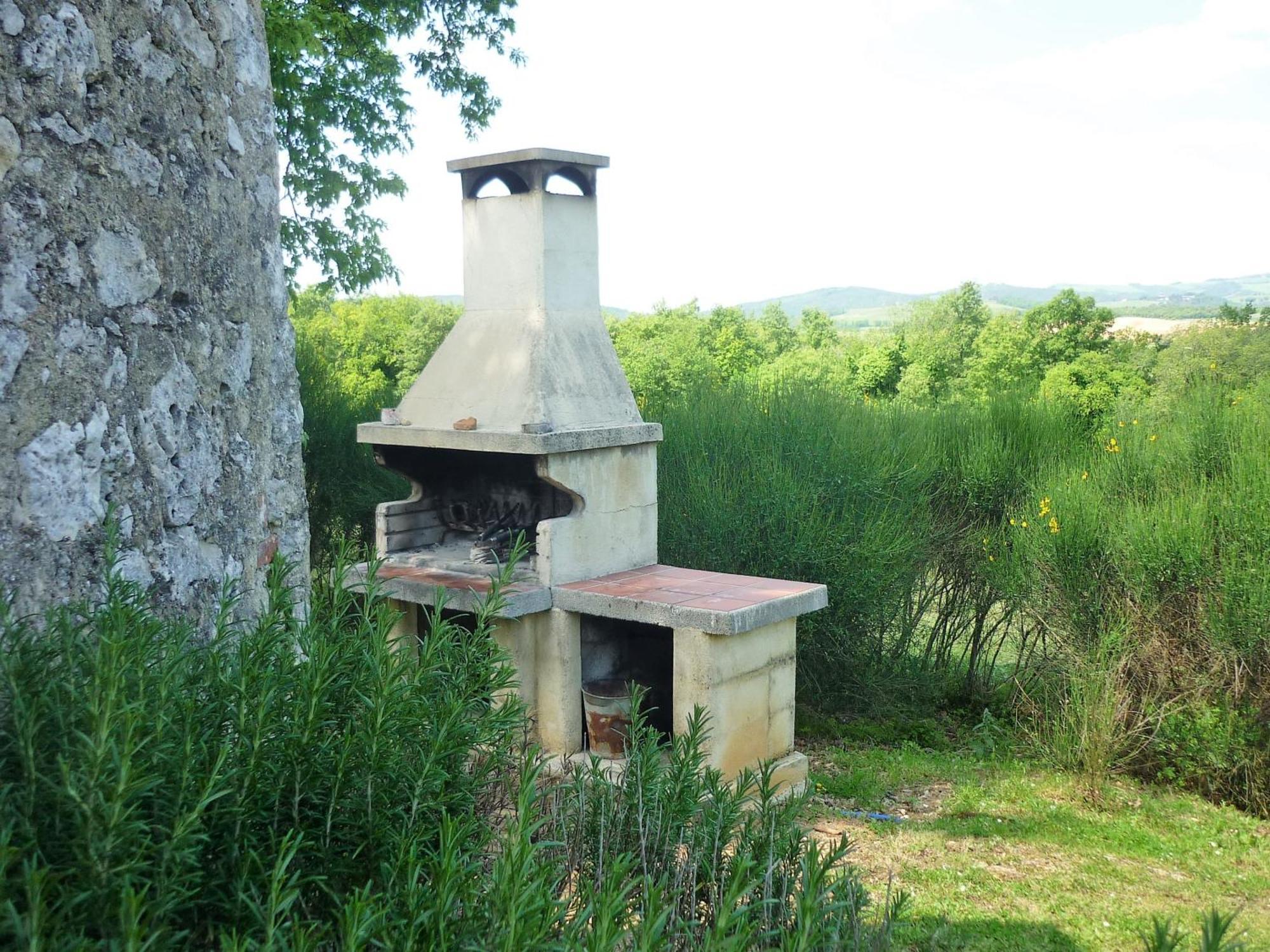 Fattoria Agriturismo Nerbona 카솔레 델사 외부 사진