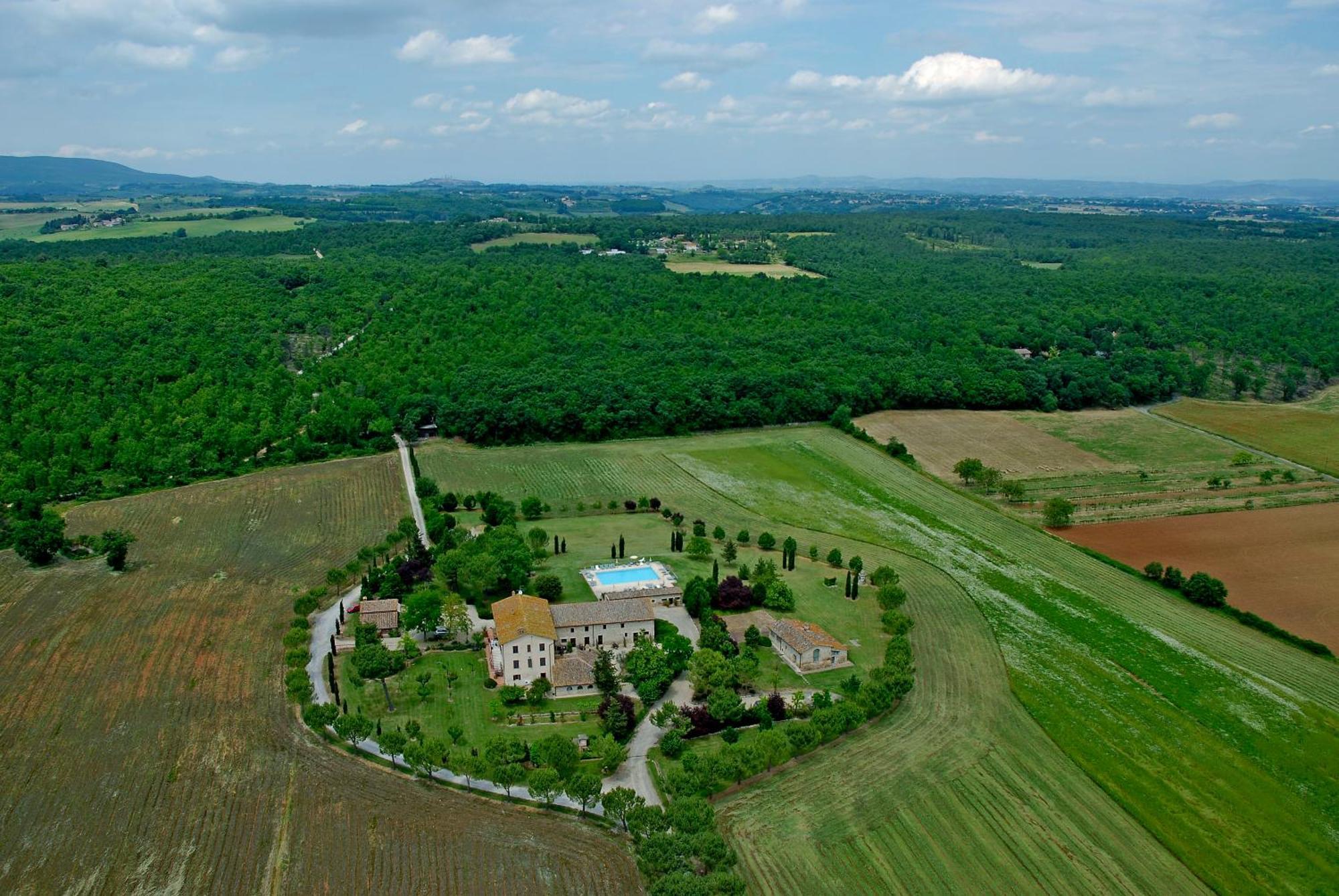 카솔레 델사 Fattoria Agriturismo Nerbona 빌라 외부 사진