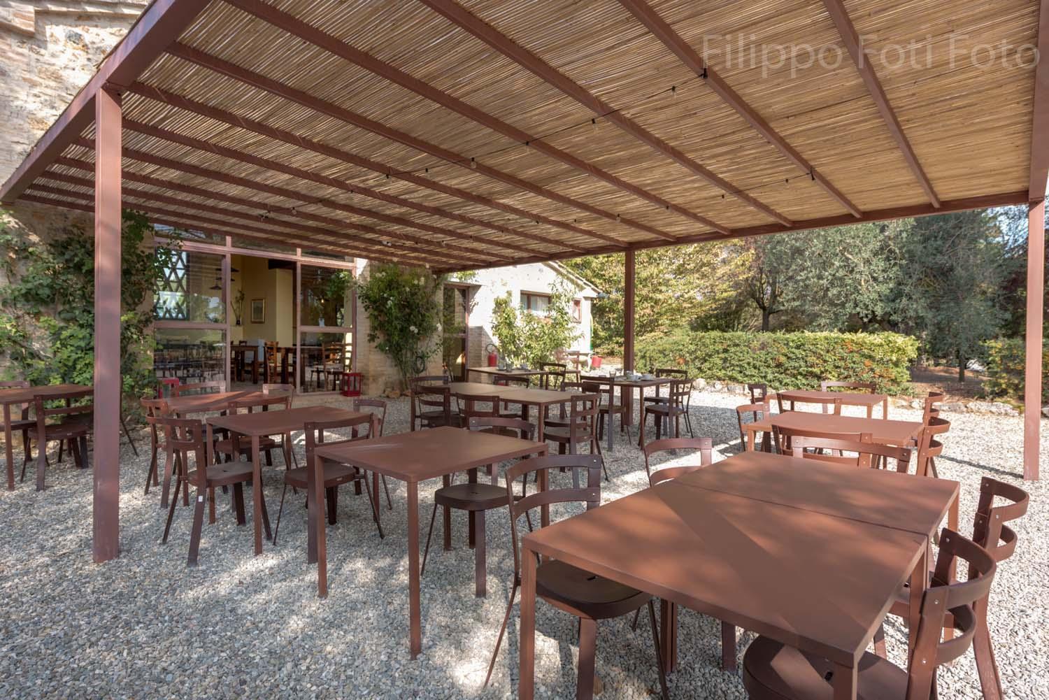 Fattoria Agriturismo Nerbona 카솔레 델사 외부 사진
